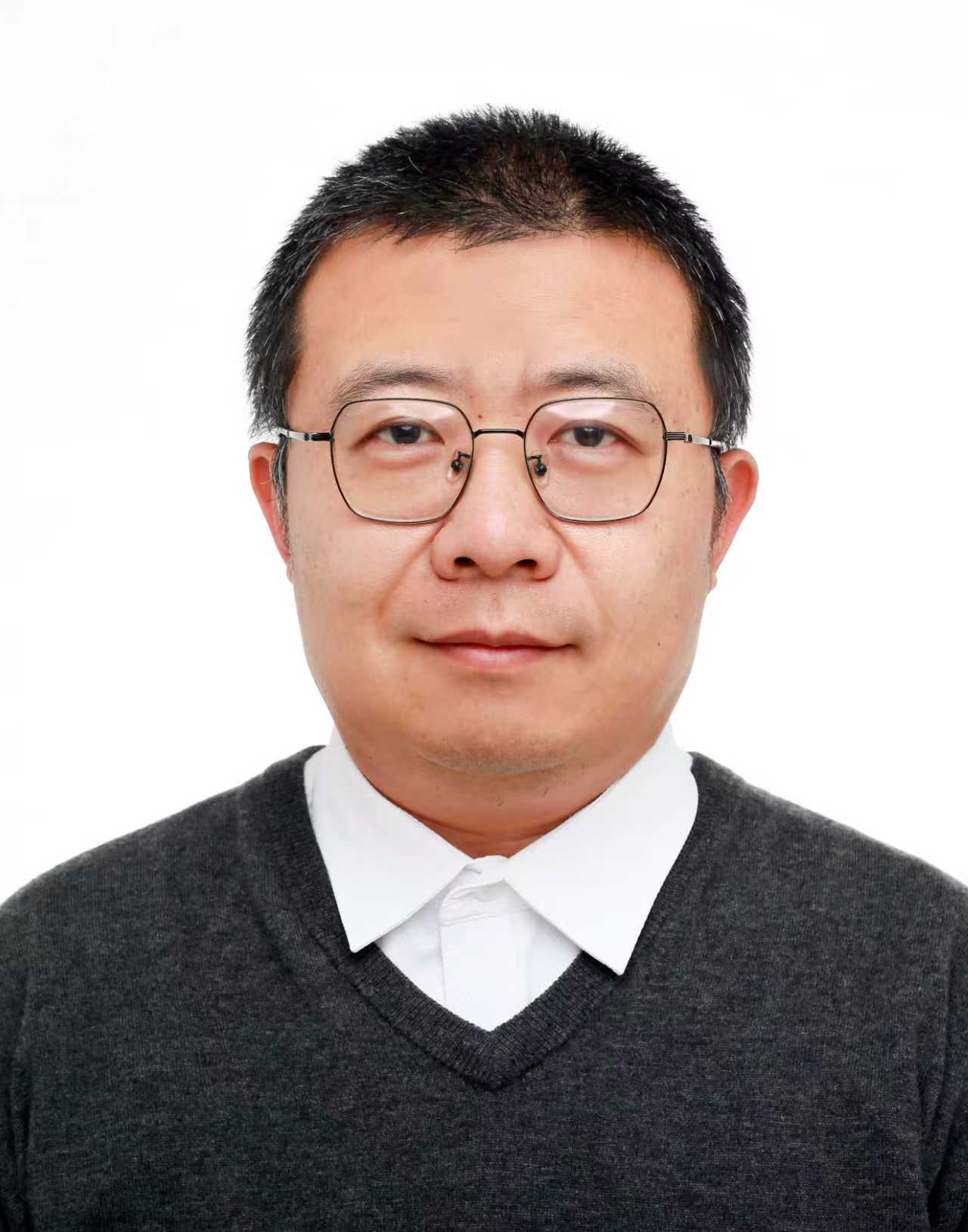 任杰证件照.jpg
